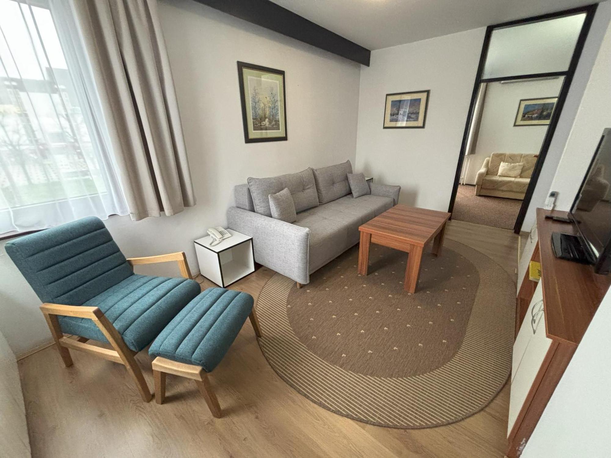 Hotel Park Nasice Εξωτερικό φωτογραφία