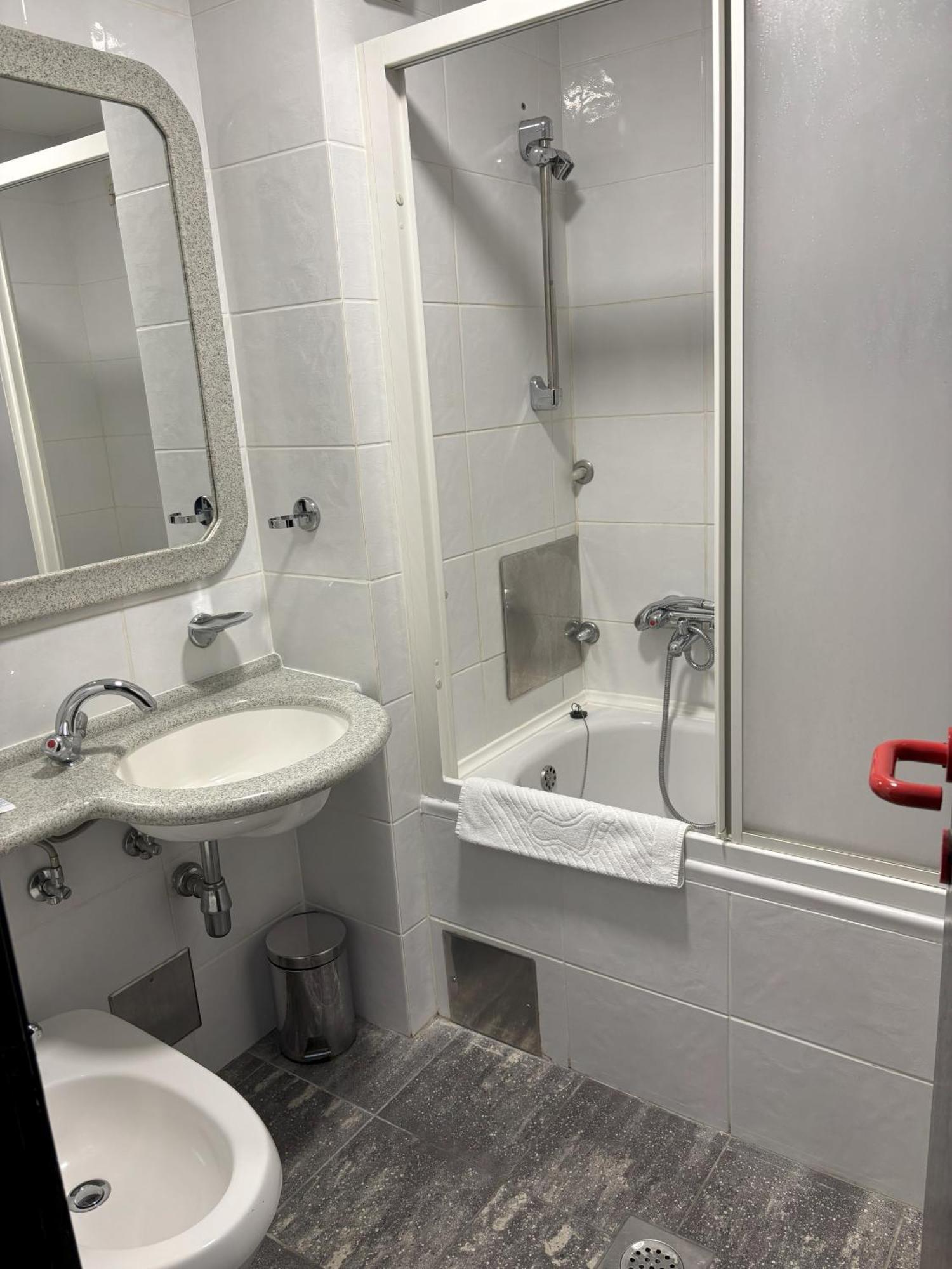 Hotel Park Nasice Εξωτερικό φωτογραφία
