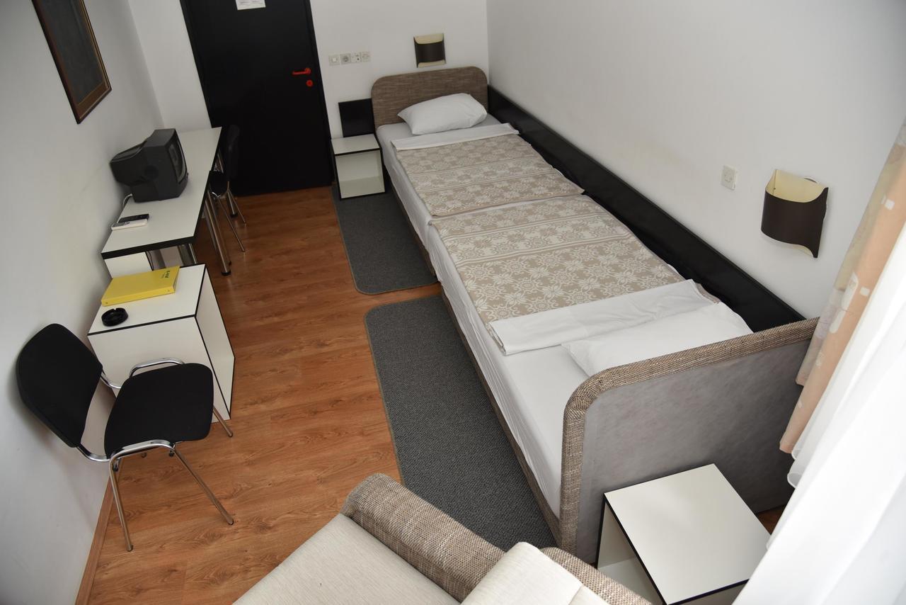 Hotel Park Nasice Εξωτερικό φωτογραφία