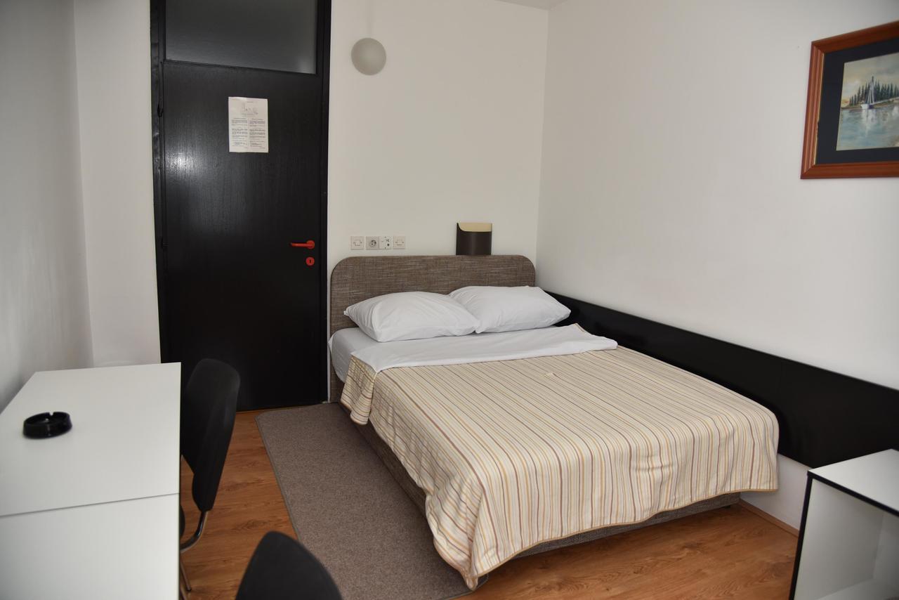 Hotel Park Nasice Εξωτερικό φωτογραφία